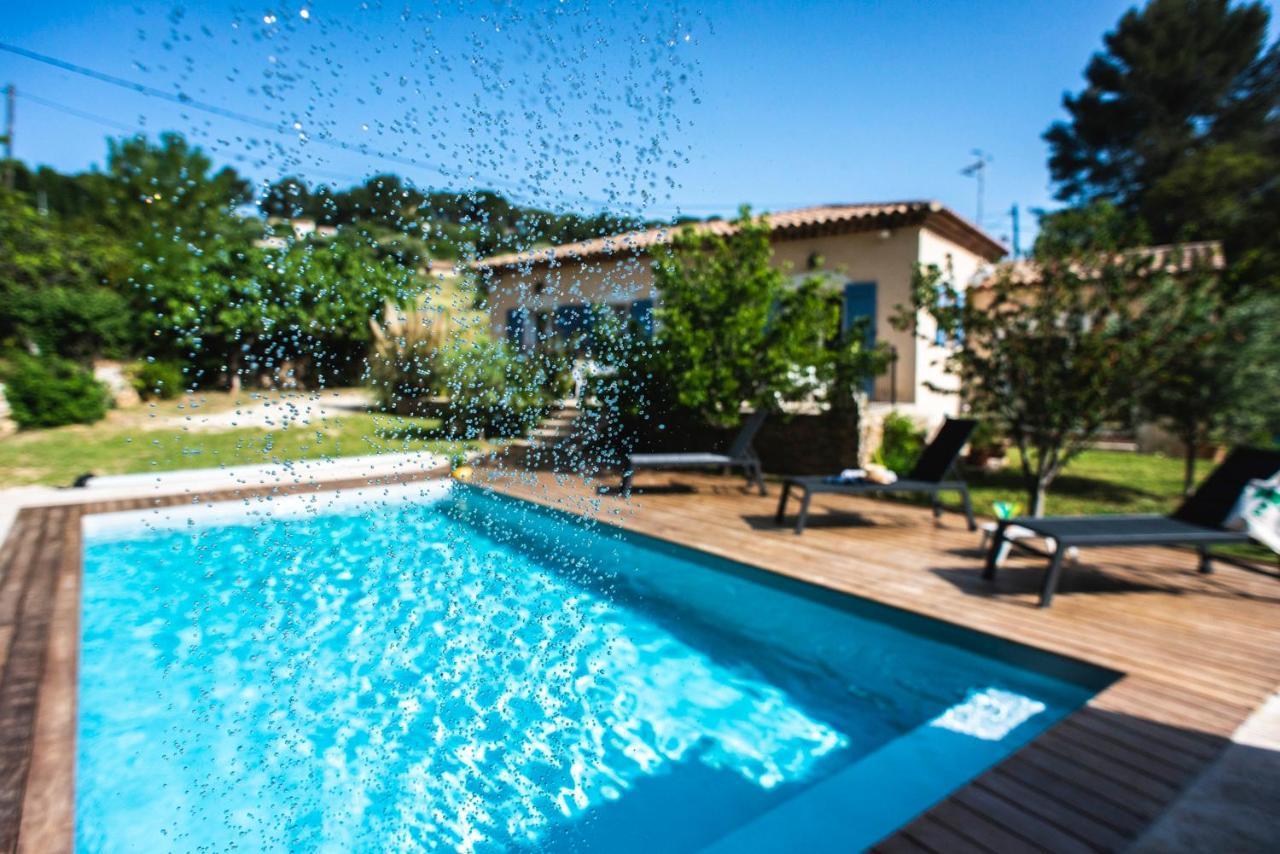 Les Manaux En Provence Bed & Breakfast Roquevaire Exterior photo