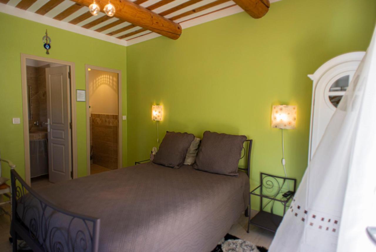 Les Manaux En Provence Bed & Breakfast Roquevaire Exterior photo