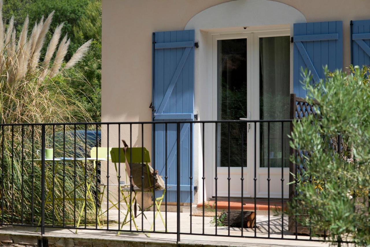 Les Manaux En Provence Bed & Breakfast Roquevaire Exterior photo