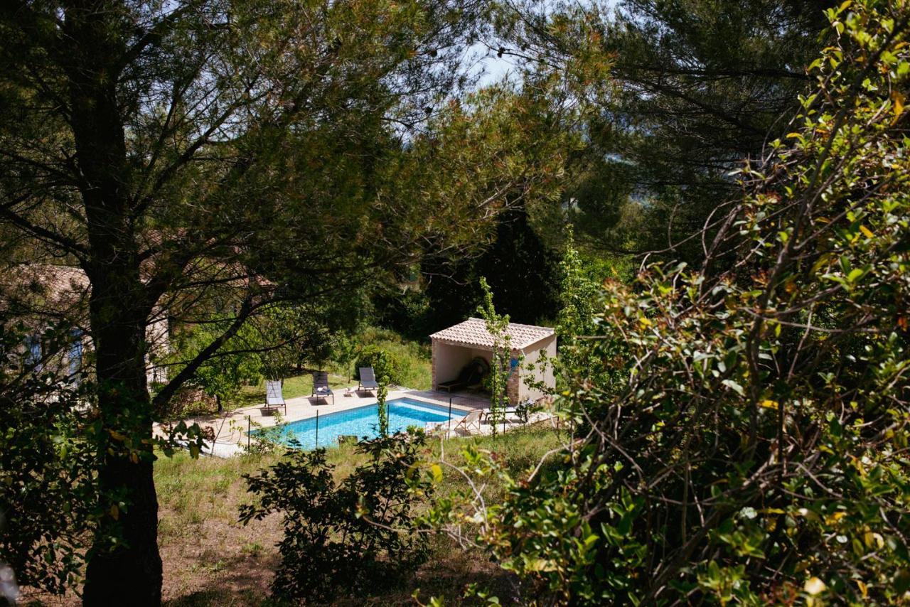 Les Manaux En Provence Bed & Breakfast Roquevaire Exterior photo