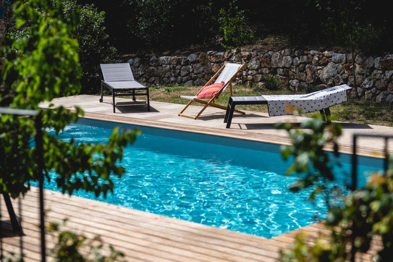 Les Manaux En Provence Bed & Breakfast Roquevaire Exterior photo