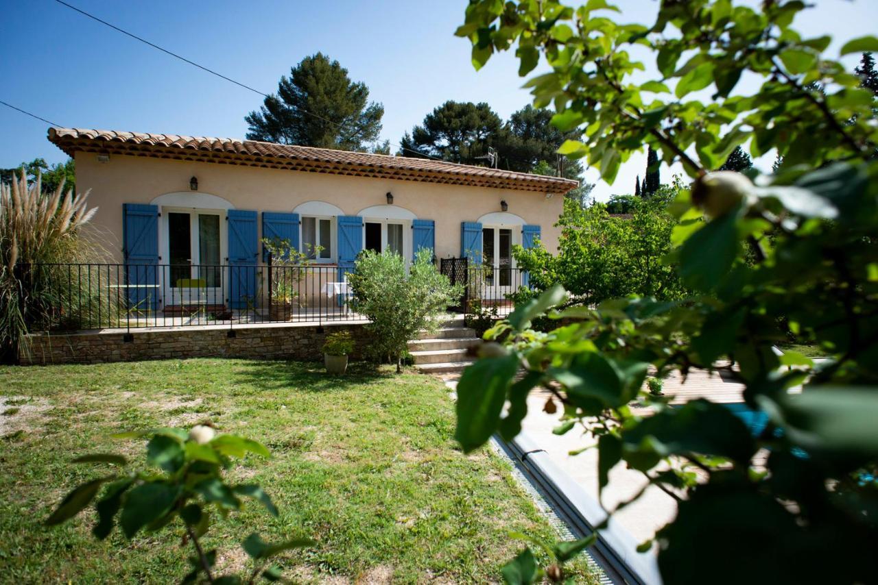 Les Manaux En Provence Bed & Breakfast Roquevaire Exterior photo