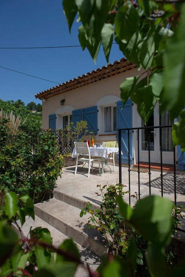 Les Manaux En Provence Bed & Breakfast Roquevaire Exterior photo